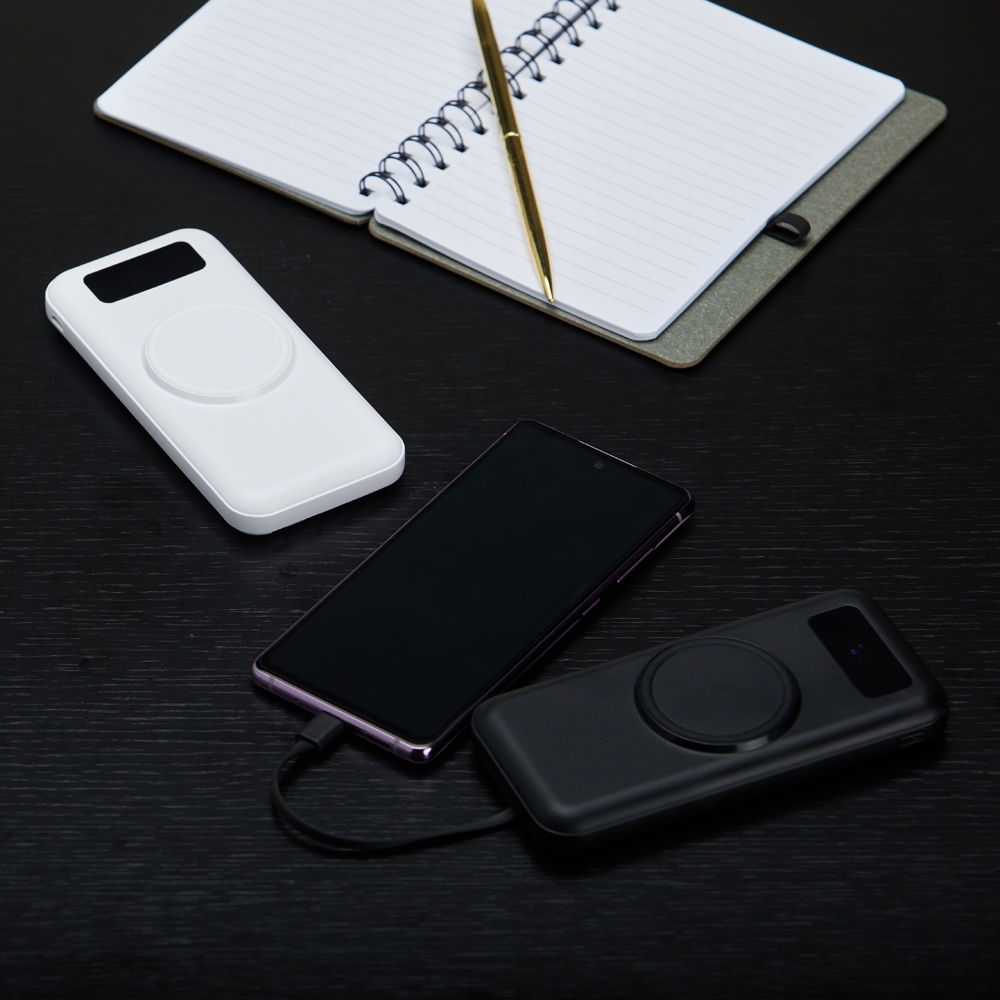 Brindes Personalizados para Empresas em BH | Power Bank 10.000mAh com Carregamento via Indução ou via Cabo